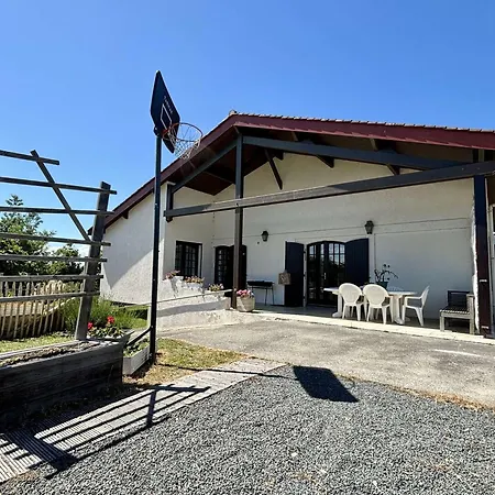 Maison 4 Pièces à Oléron Avec Wifi Et Jardin Proche - Fr-1-246a-322 Saint-Pierre-d'Oleron